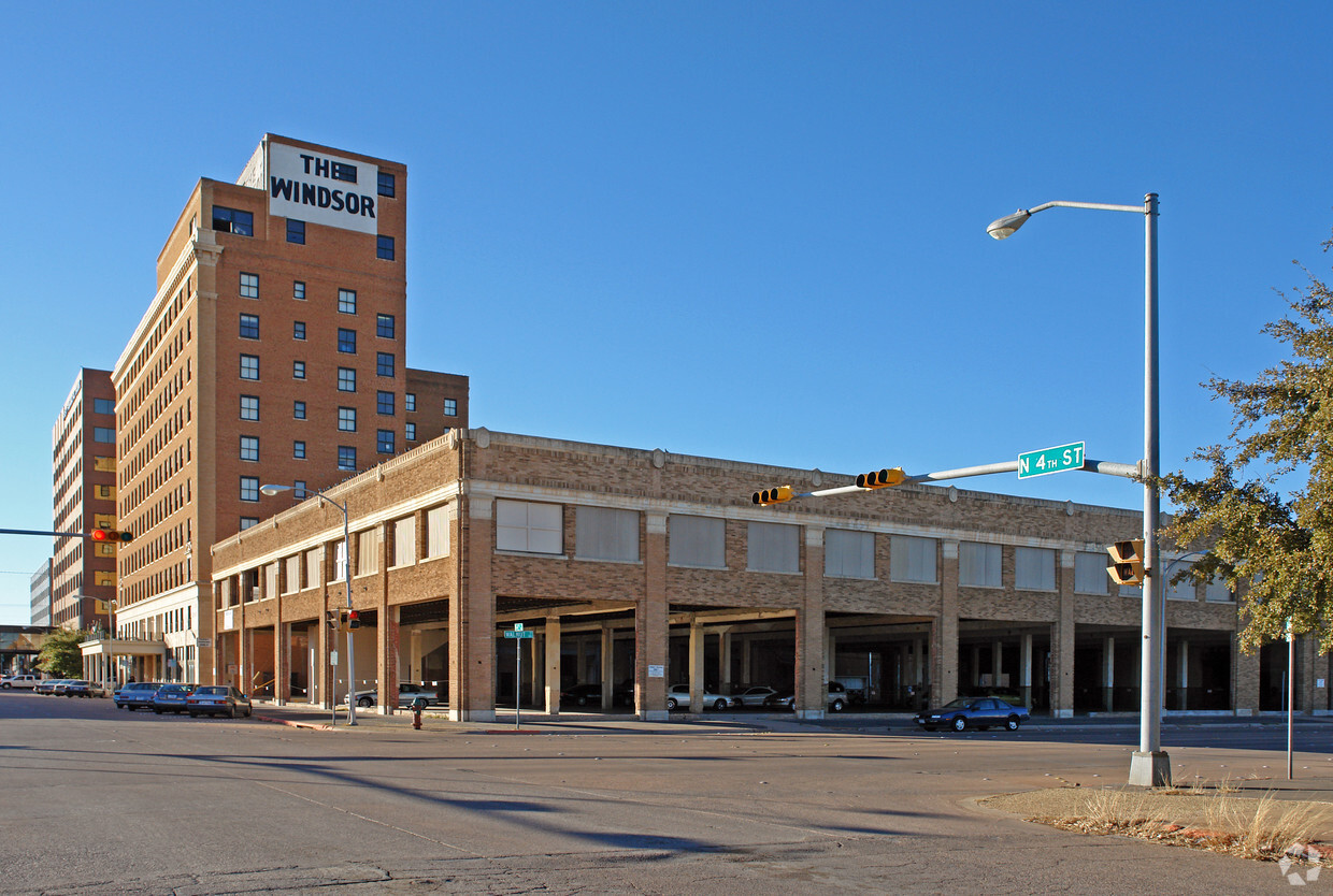 Building Photo - The Windsor