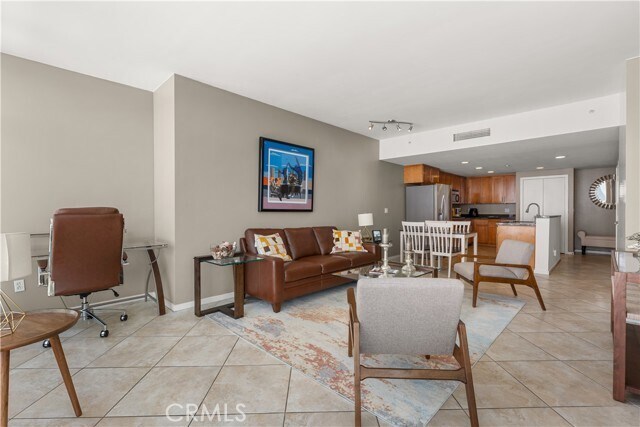 Foto del edificio - 400 W Ocean Blvd