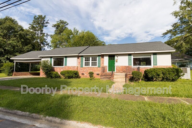 Primary Photo - 502 S Cherokee St