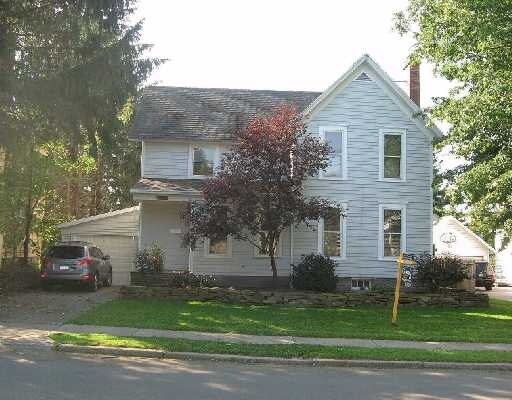 Primary Photo - 705 Oakwood