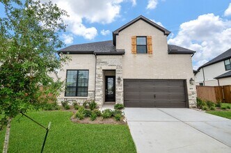 Building Photo - 3811 Hermitage Dr