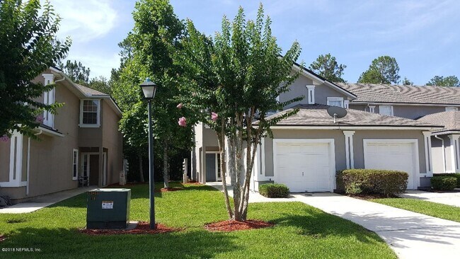 Foto del edificio - 807 Scrub Jay Dr