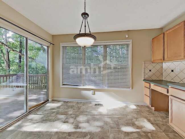 Foto del edificio - 292 Ridgestone Way SW