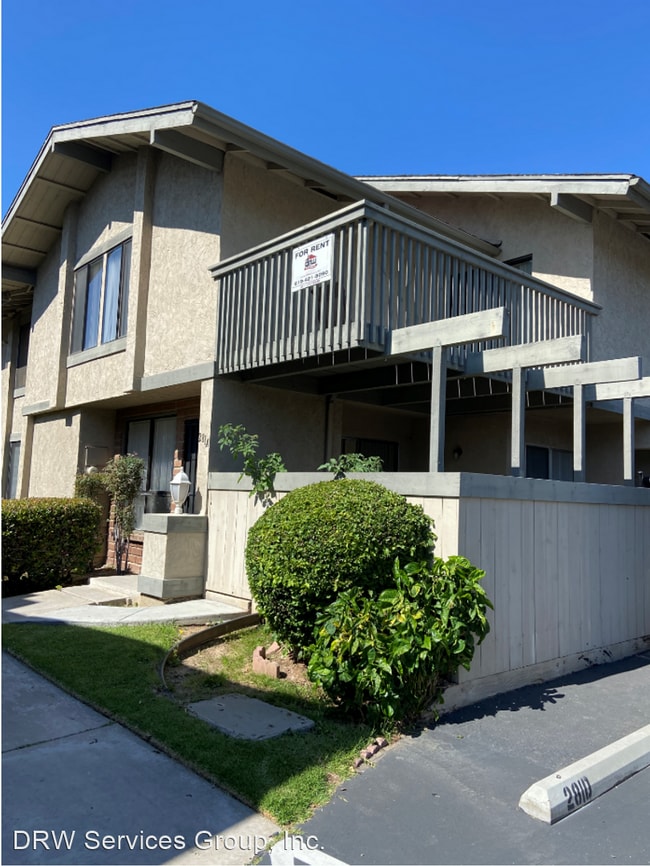 Building Photo - 3 br, 1.5 bath House - 281-A Rancho Drive