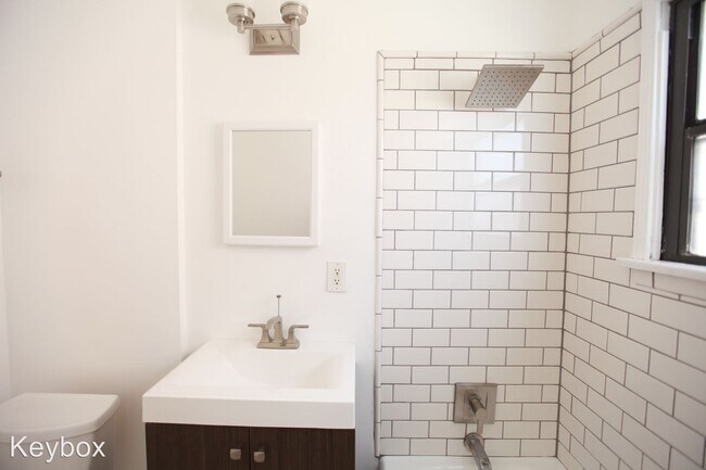 Building Photo - 4071 8th Ave
