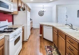 Foto del edificio - 12400 Fair Oaks Blvd