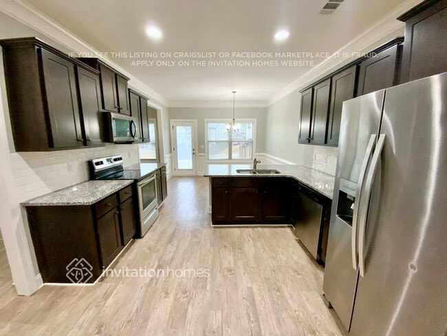 Building Photo - 415 Meadow Vista Ln