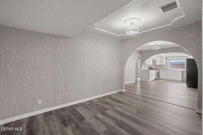 Building Photo - 11200 Warcloud Ave