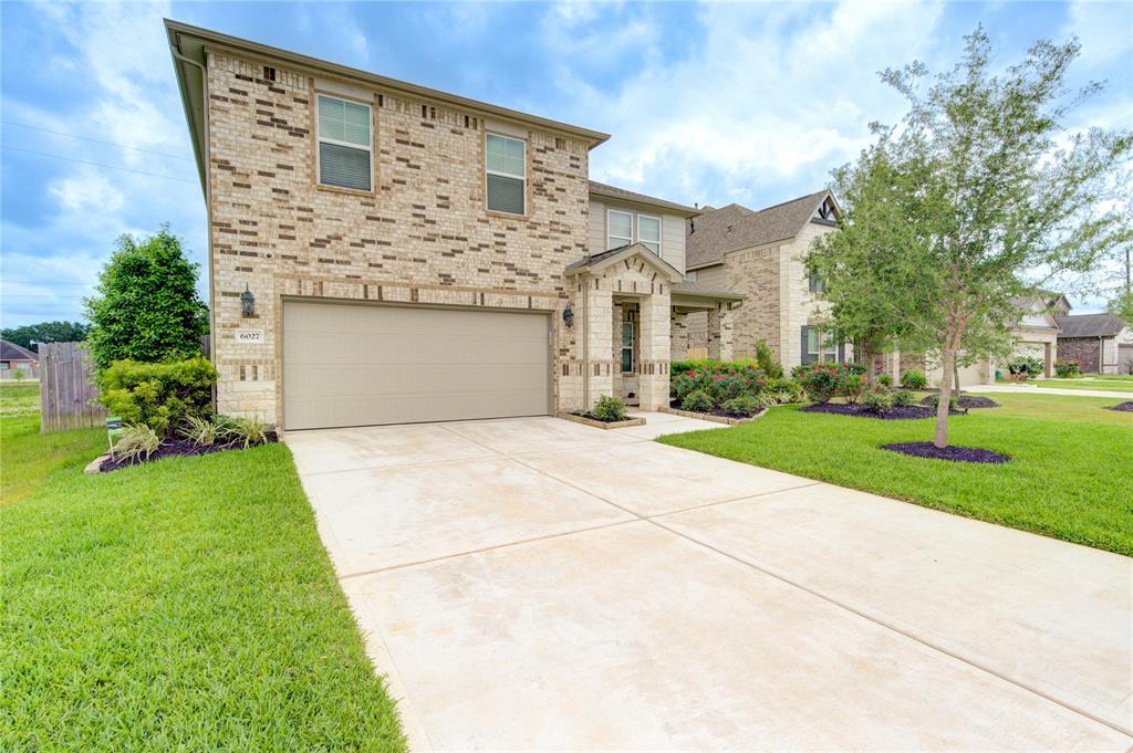 Foto principal - 6027 Jenna Wy