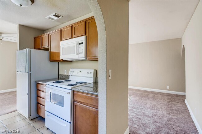 Foto del edificio - 1806 N Decatur Blvd