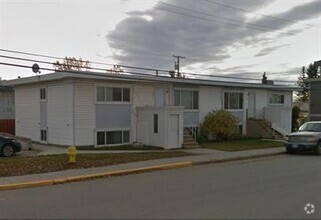 Building Photo - 10215-10298 98 St