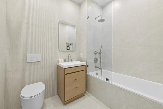 Foto del edificio - 184 Hawthorne St