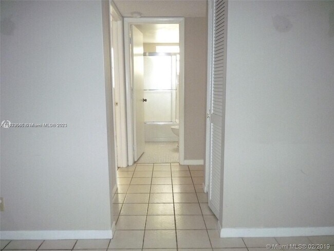 Building Photo - 4163 NW 90th Ave
