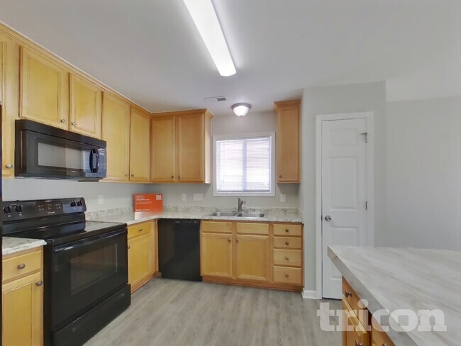 Foto del edificio - 5806 Shining Oak Ln