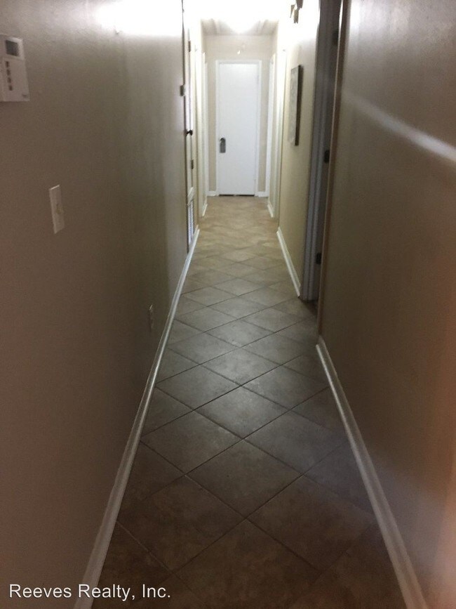 Foto del edificio - 4 br, 2 bath House - 4063 Todd Boulevard