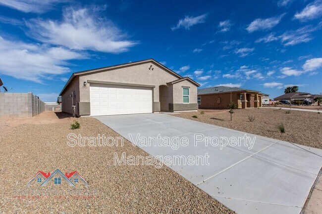 Building Photo - 15471 S Patagonia Rd