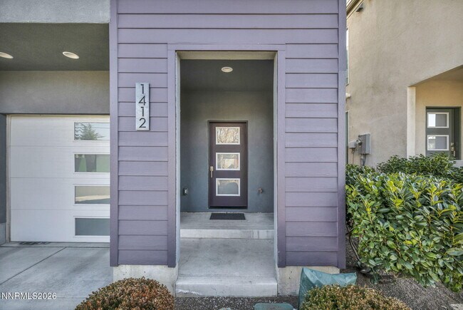 Building Photo - 1412 Tonopah St