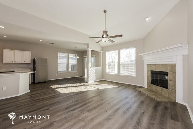 Foto del edificio - 2625 Gardendale Dr