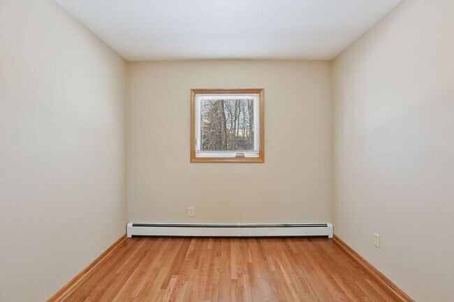 Foto del edificio - 27 97th Ave NW