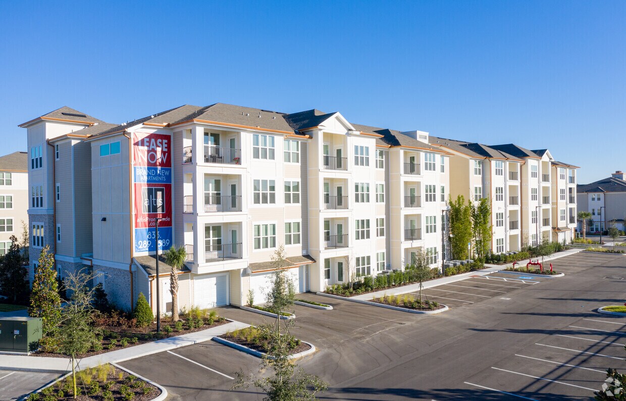 Altis Promenade 18065 Promenade Park Ln Lutz, FL