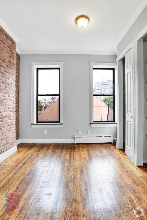 Building Photo - 252 Mott St