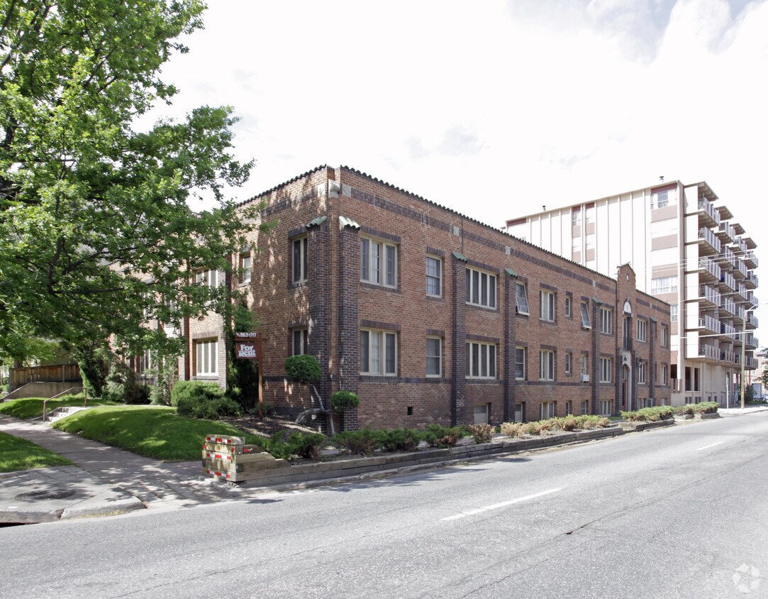 Wolverine Apartments Apartments in Denver, CO