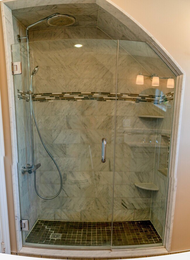 Foto del edificio - 3 Parker Hill Ter