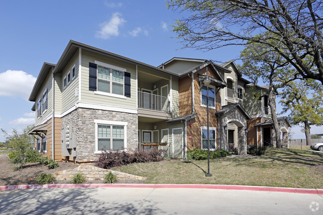Building Photo - Ten 06 at Joshua Station Apartments