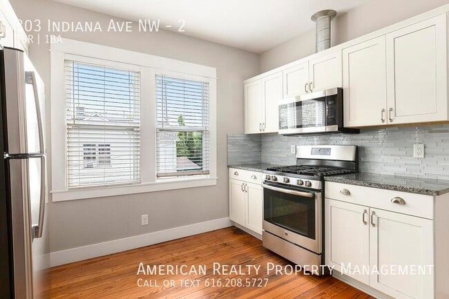 Foto del edificio - 303 Indiana Ave NW