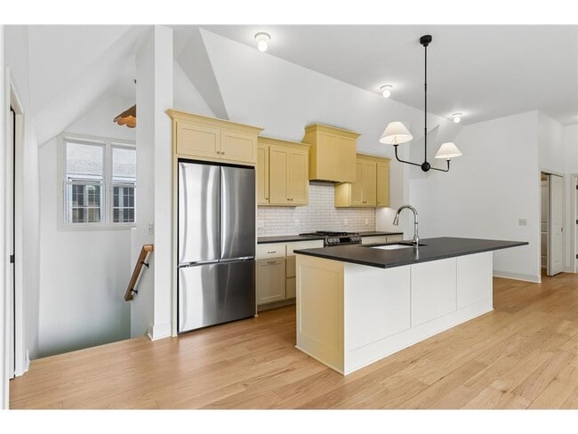 Building Photo - 3711 Colgate Ave