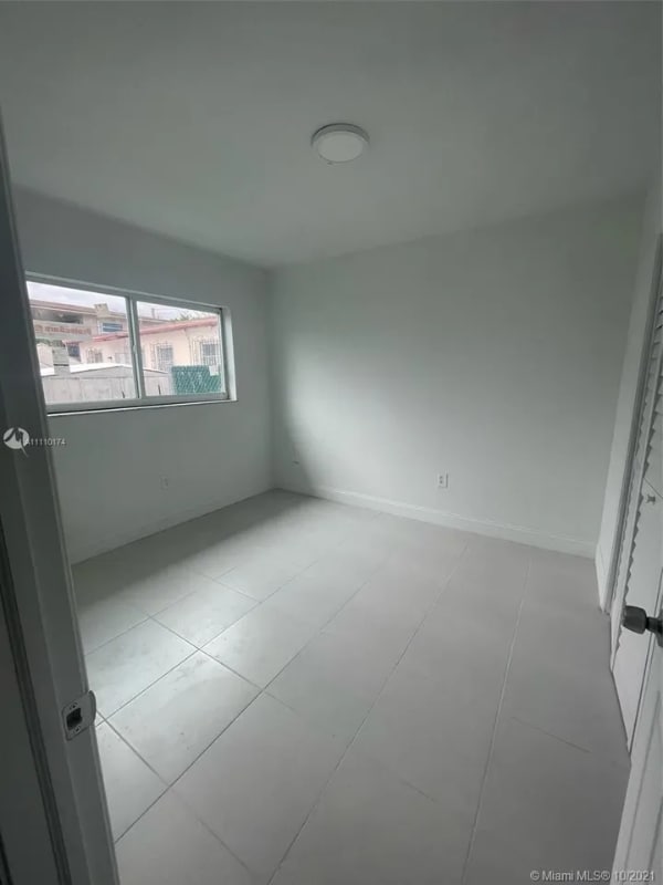 Primary Photo - 2622 NW 24th St