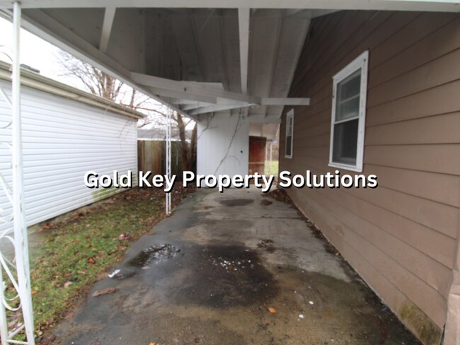 Foto del edificio - 2 BR 1 BA Eastside House with All New Flooring and Paint (SECTION 8 APPROVED)