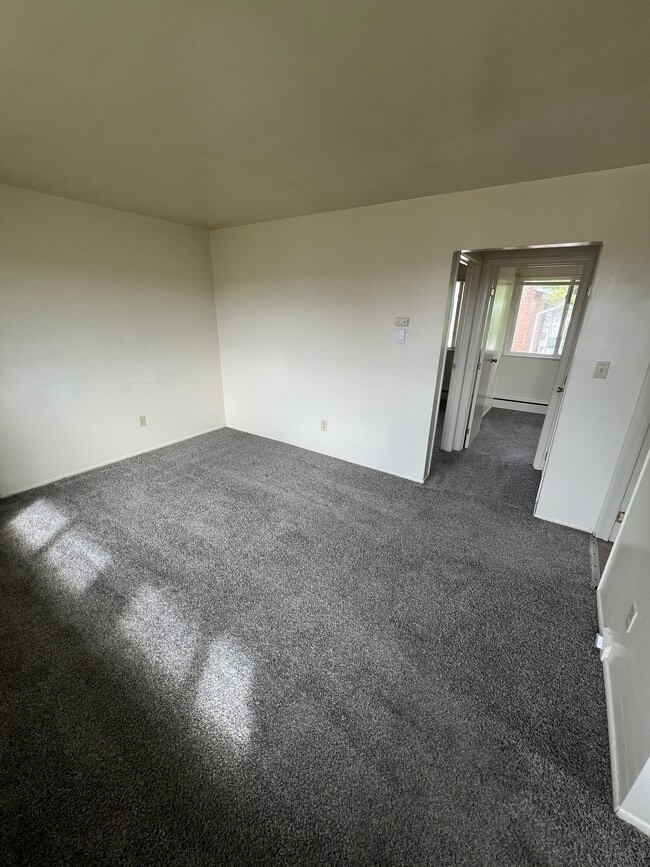 Building Photo - 2907 Ronan St
