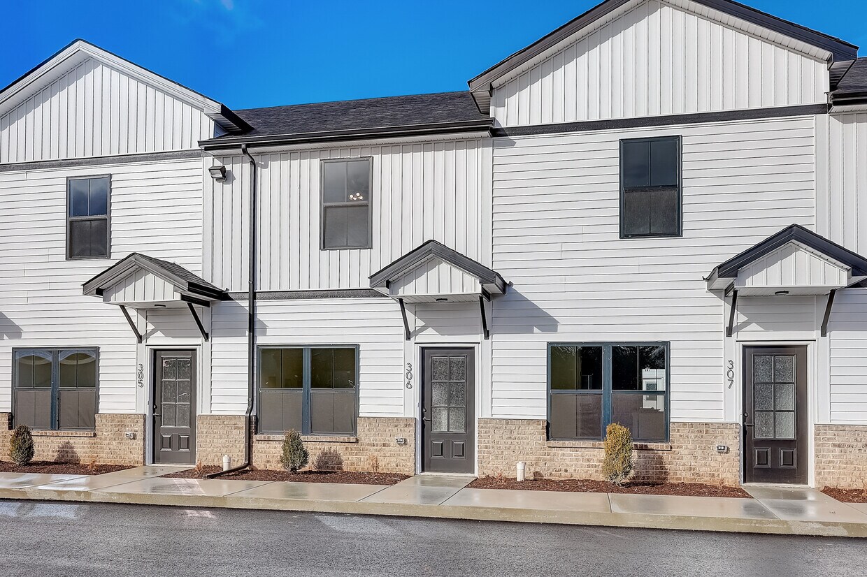 Village Apartments in Clarksville, TN