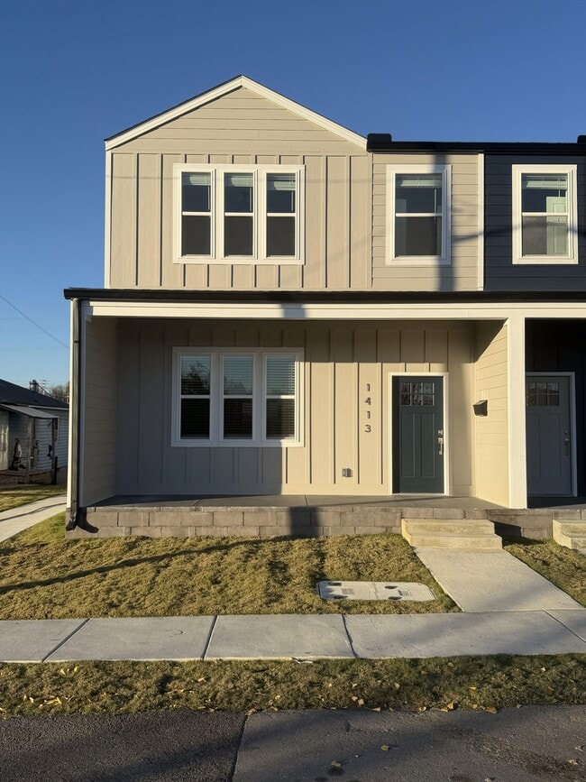 Building Photo - 1413 Woodbine Ave