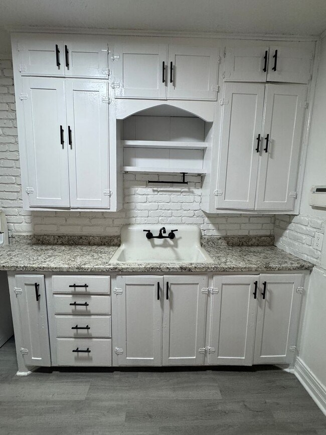 Foto del edificio - 1505 SW 8th St