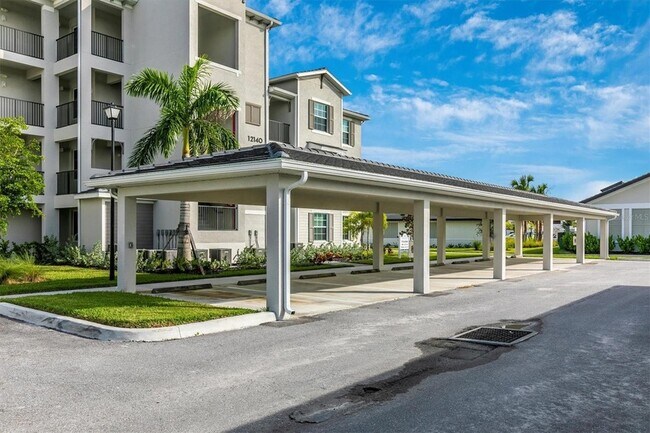 Foto del edificio - 12140 Wellen Golf St