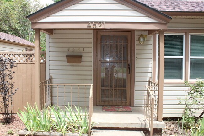 Foto del edificio - 4521 SE 22nd St