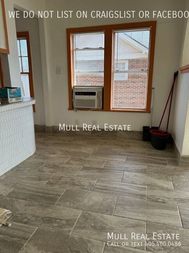 Foto del edificio - 1817 NW 28th St