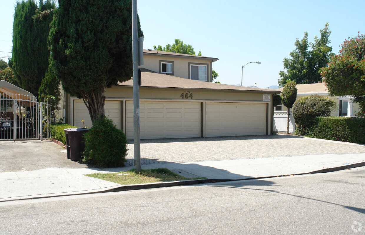 Building Photo - 464 Ivy St