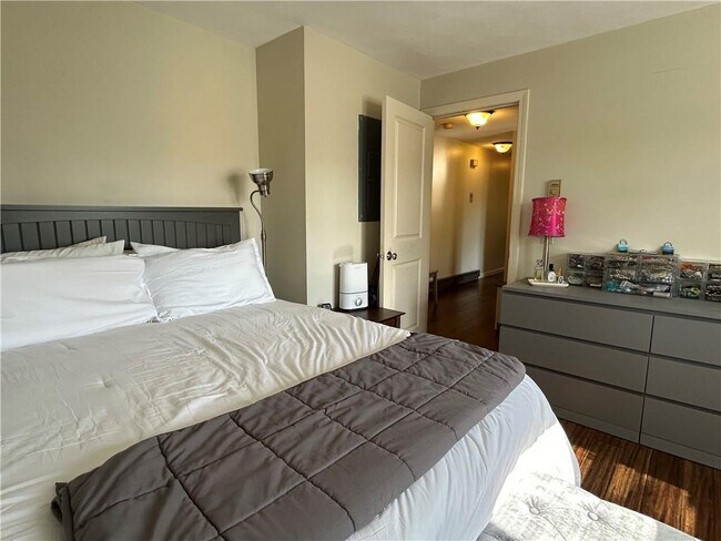 Foto del edificio - 40 Narragansett Ave