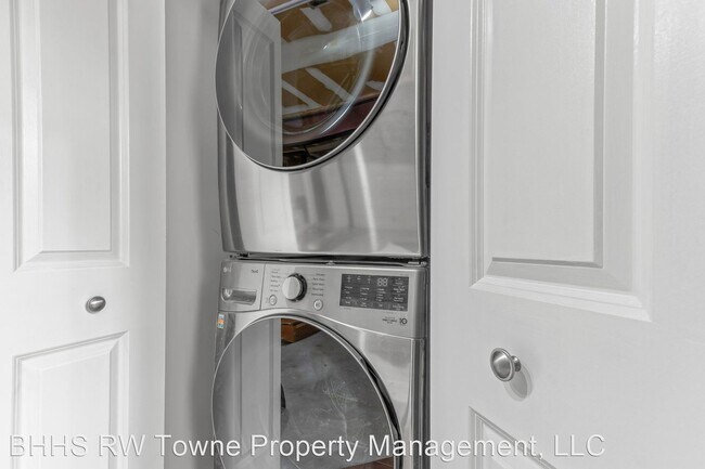 Foto del edificio - 4 br, 3 bath House - 4836 Bay Bridge Lane