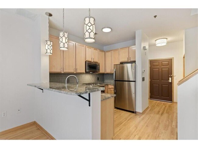 Foto del edificio - 600 N 2nd St