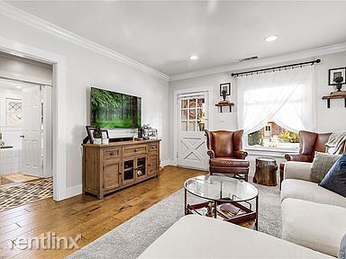 Foto del edificio - 3 br, 2 bath House - 326 W 19th St
