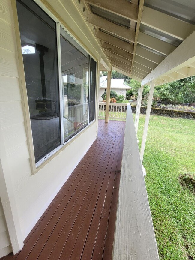 Foto del edificio - 3BD 2BA HOME IN HILO'S WAIAKEA HEIGHTS