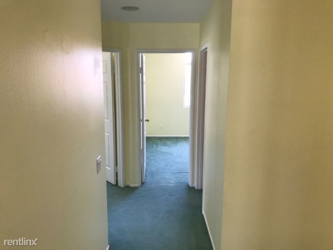 Foto del edificio - 4 br, 2.5 bath House - 14117 Redondo Court