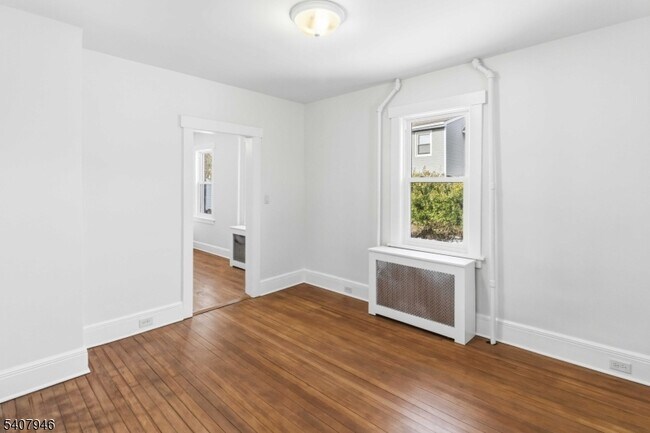 Foto del edificio - 10 Zazzetti St