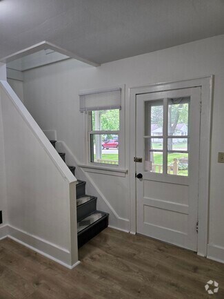 Building Photo - 510 Emerson St