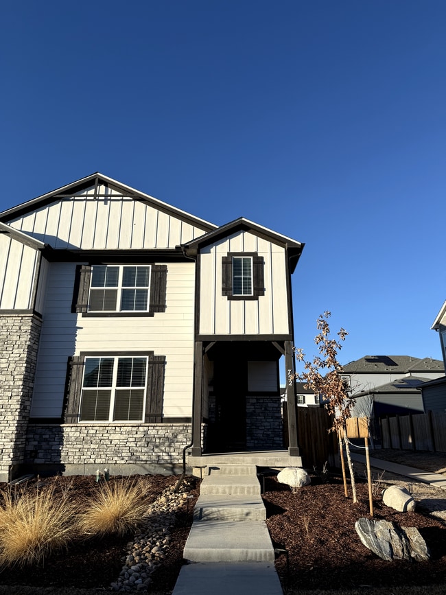 Building Photo - 752 N Shawnee St