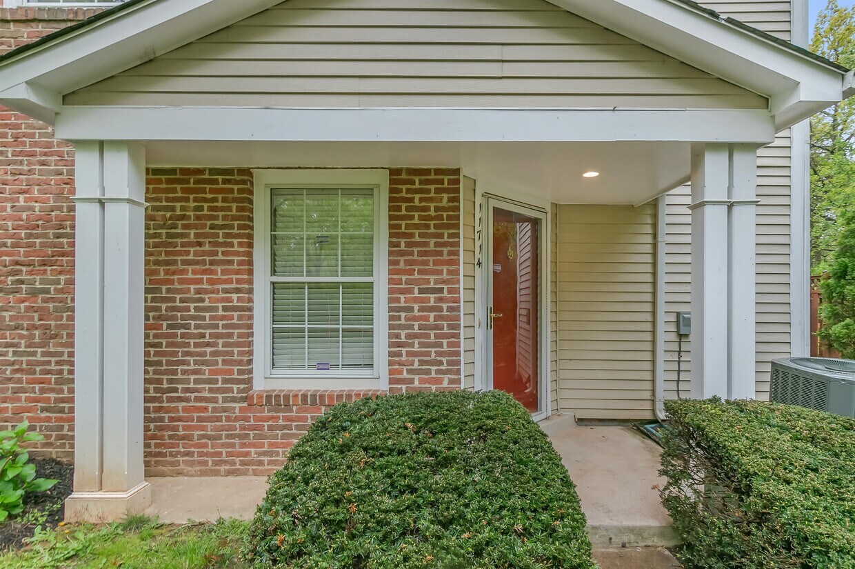 Primary Photo - 11714 Rockaway Ln